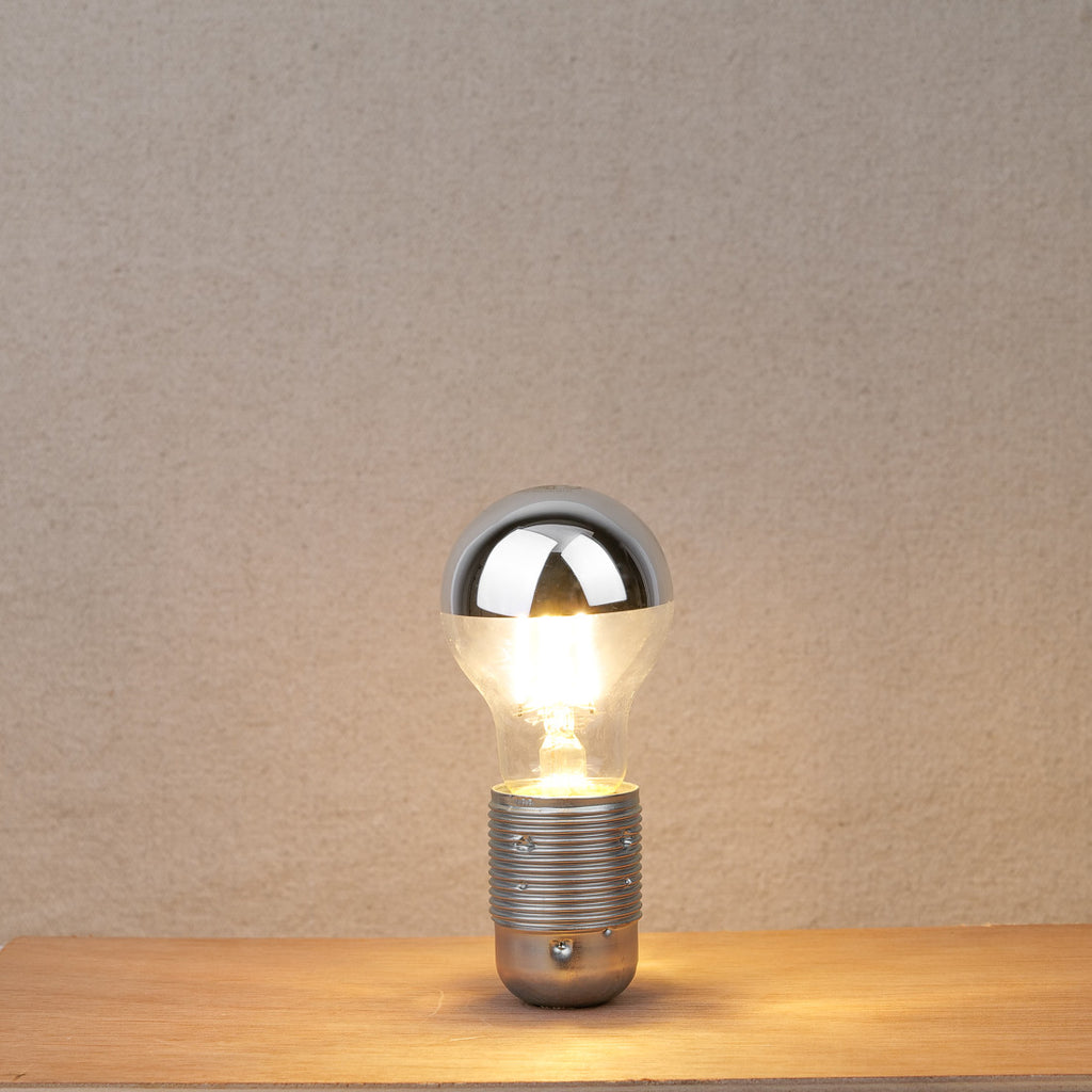 Ampoule LED calotte argentée E27
