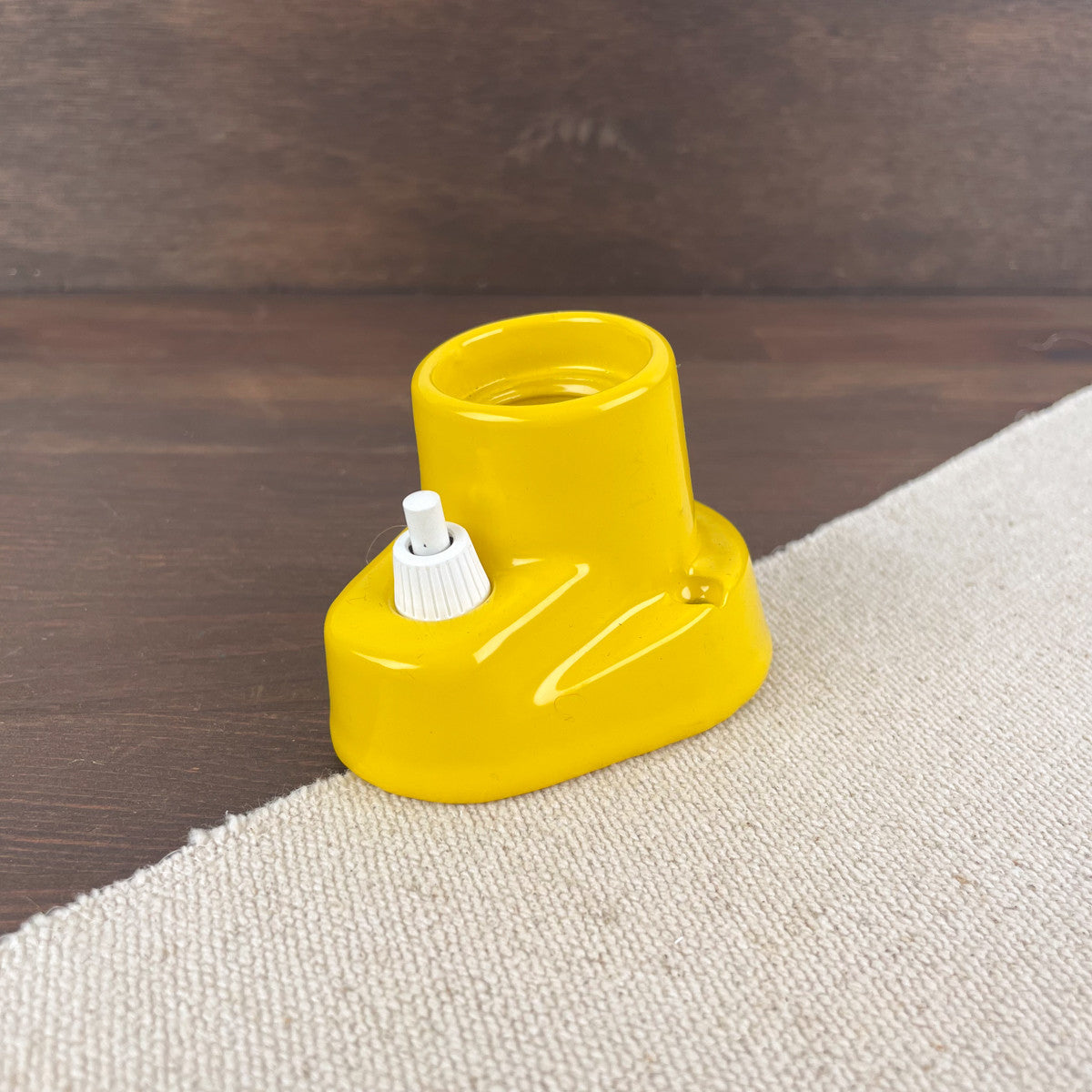 Applique murale en porcelaine avec interrupteur