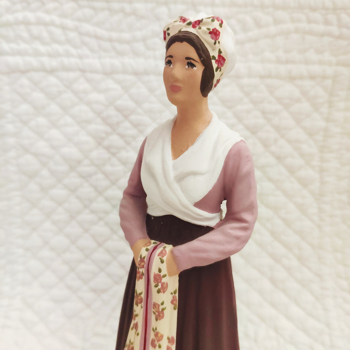Arlésienne XVIIIème 18cm