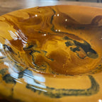 Assiette creuse jaspée miel