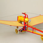 Avion Ikarus