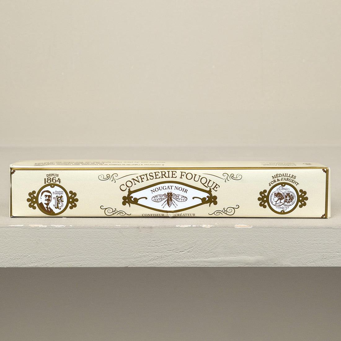 Barre de nougat noir