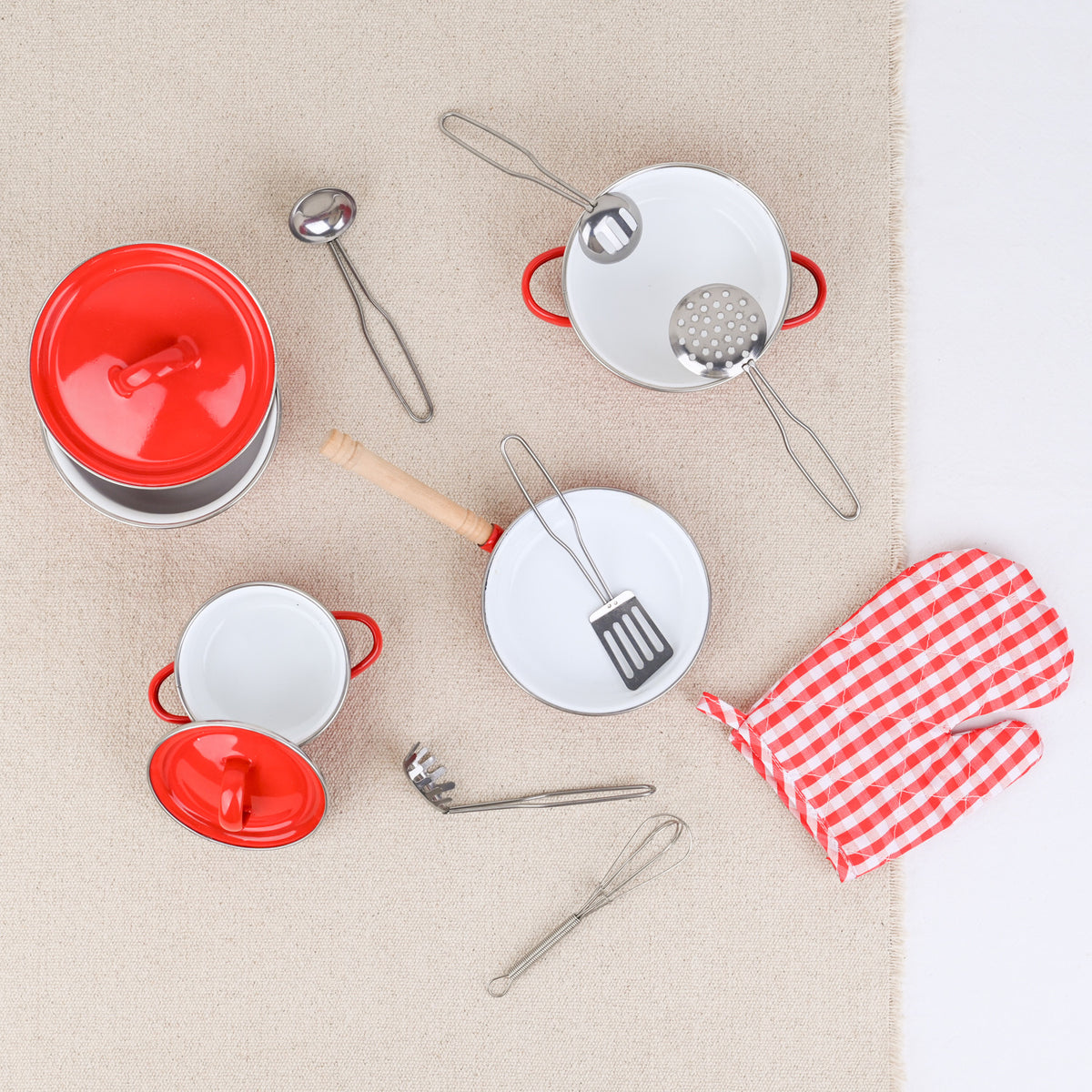 Batterie de cuisine rouge pour enfants