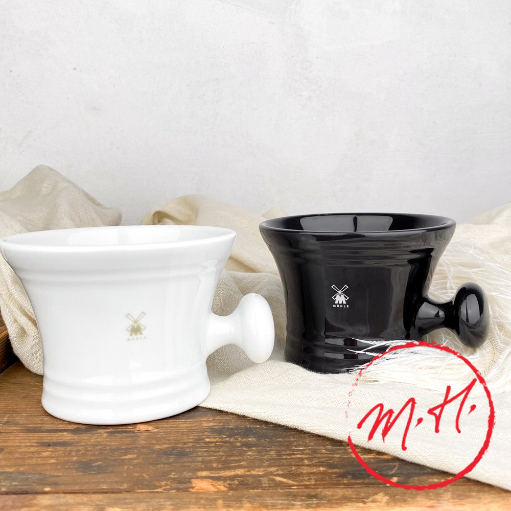 Bol de rasage en porcelaine avec poignée