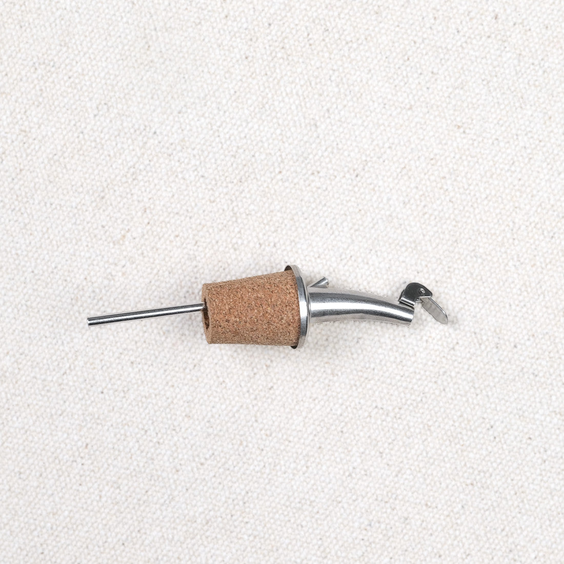 Bouchon verseur en inox et liège