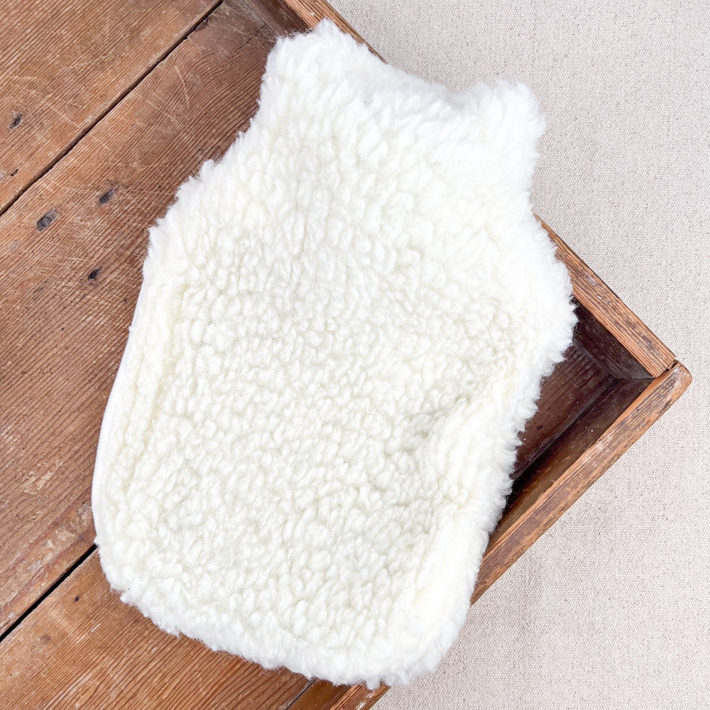 Bouillotte et housse en laine de mouton