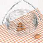 Boule ramasse noix