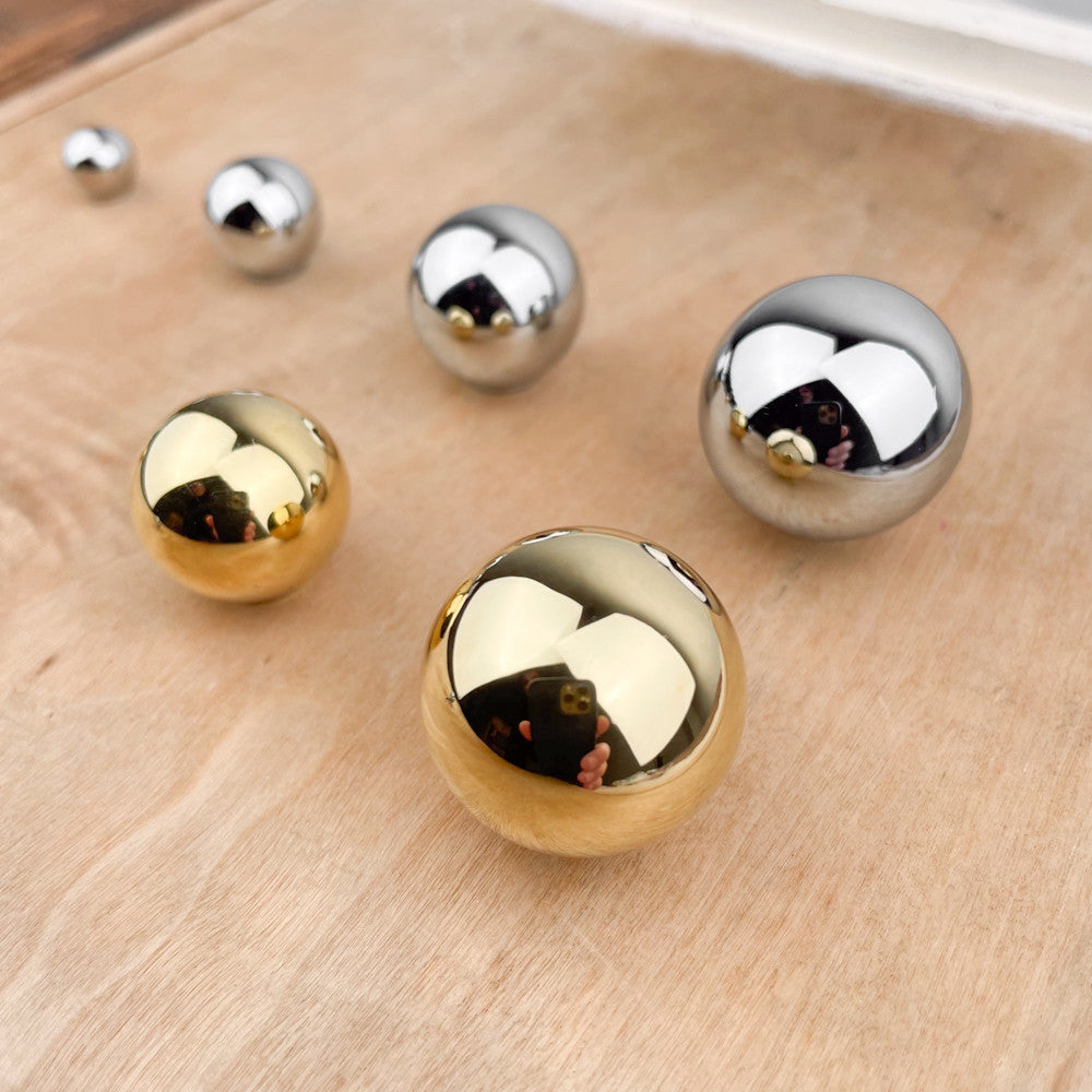 Bouton boule en laiton