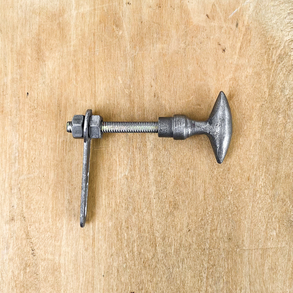 Bouton clavette olive en fer