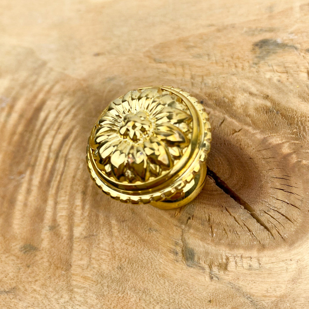 Bouton de tiroir décoratif en laiton poli