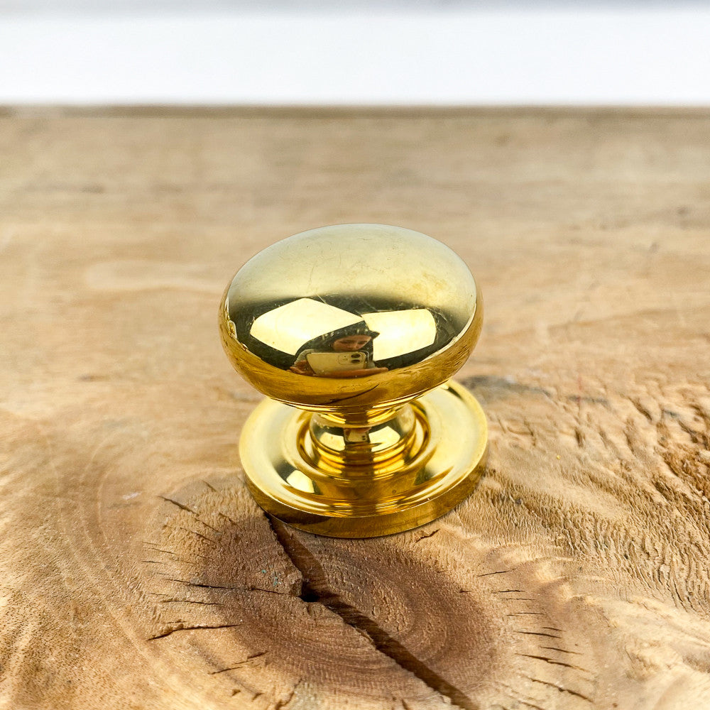 Bouton de tiroir décoratif en laiton poli