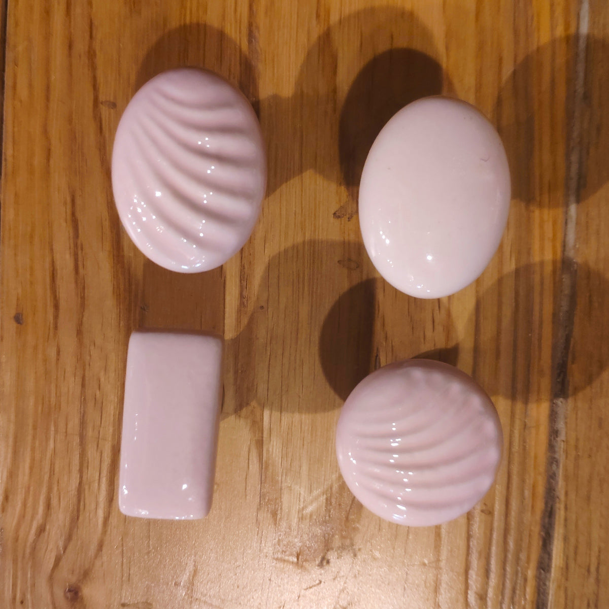 Boutons de porte & placards porcelaine vieux rose pâle