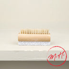 Brosse à ongles avec pierre ponce