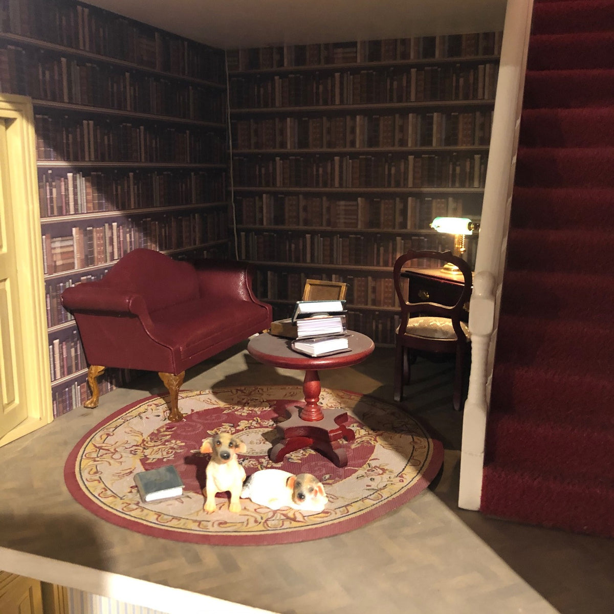 Bureau pour maison de poupée