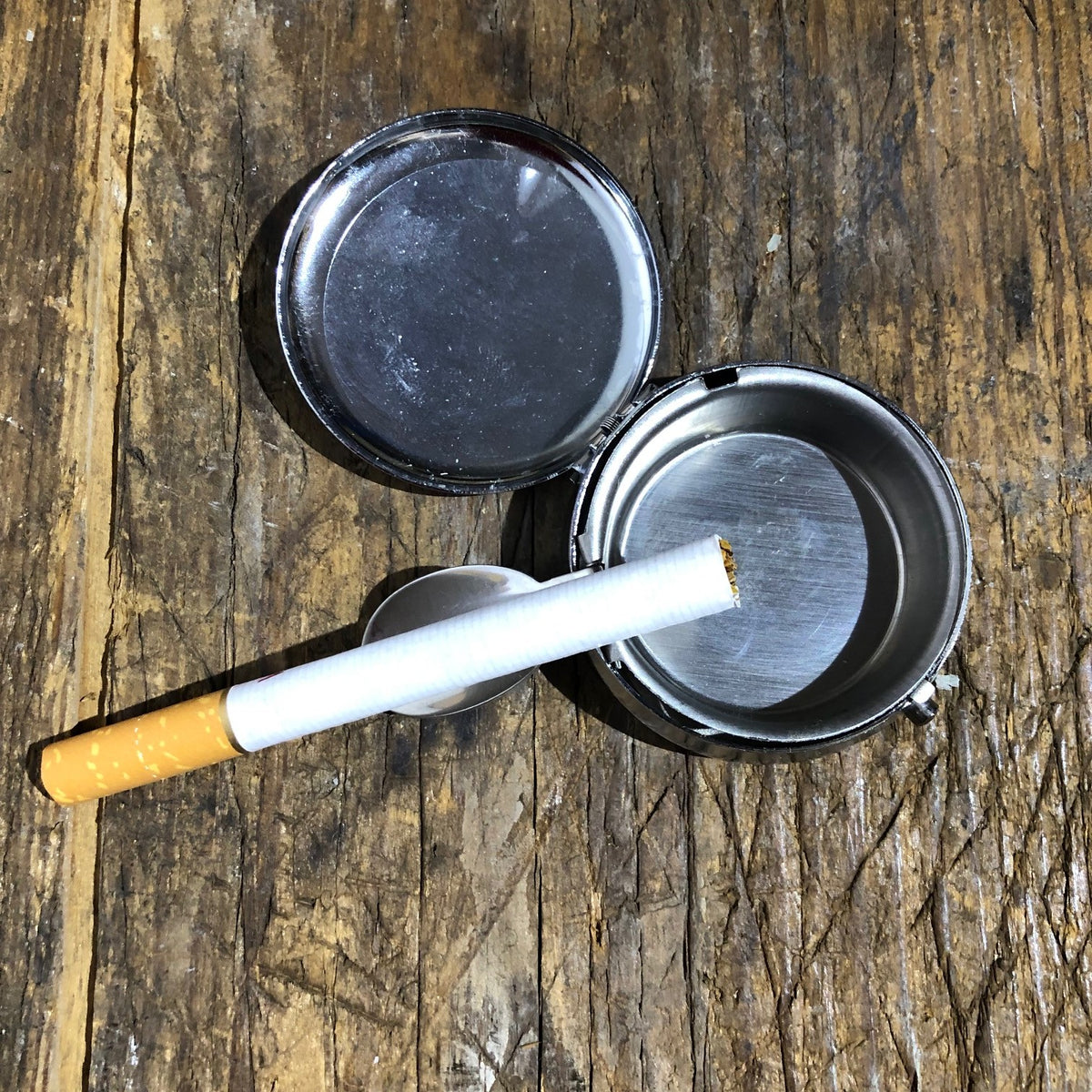 Cendrier de poche