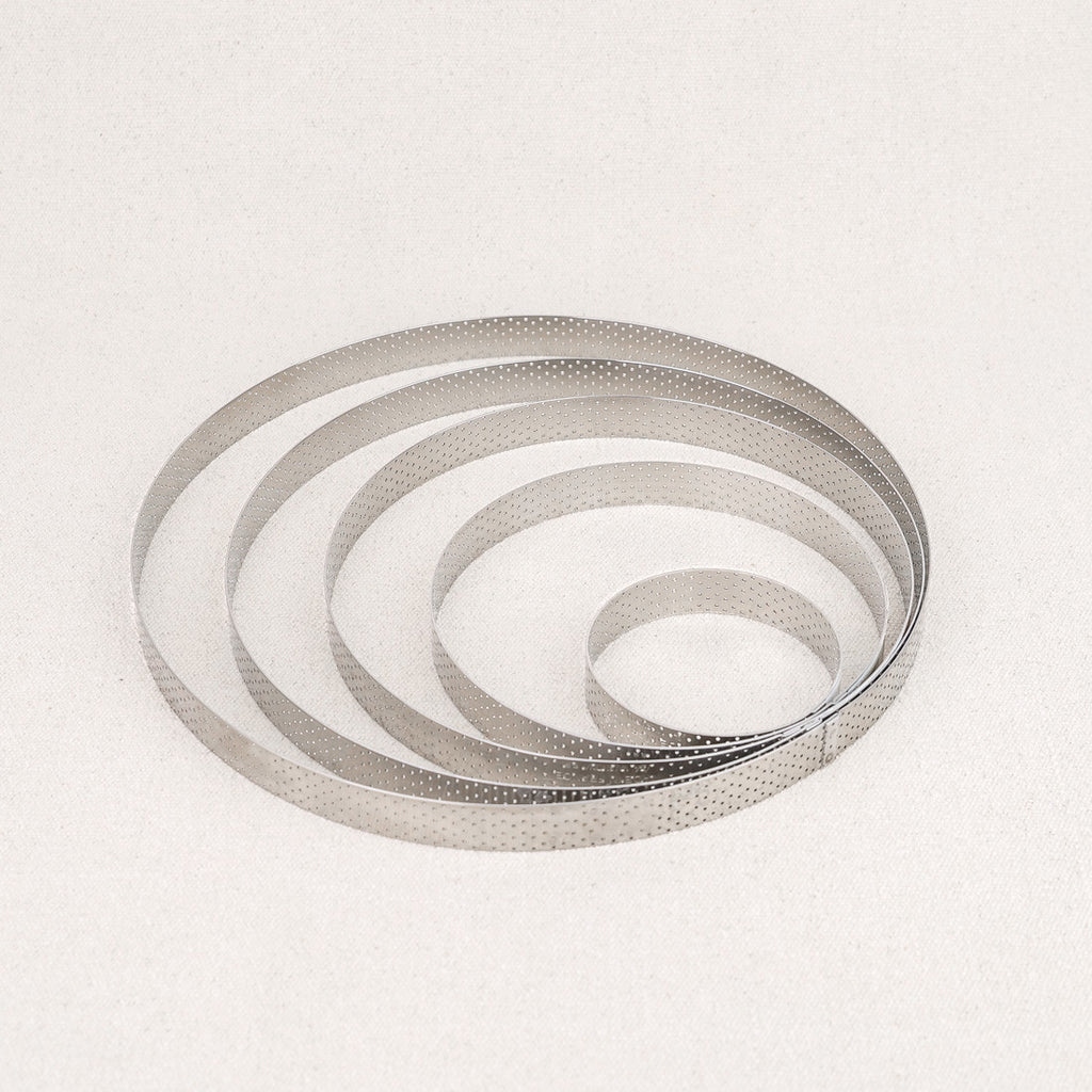 Cercle à tarte perforé en inox De Buyer