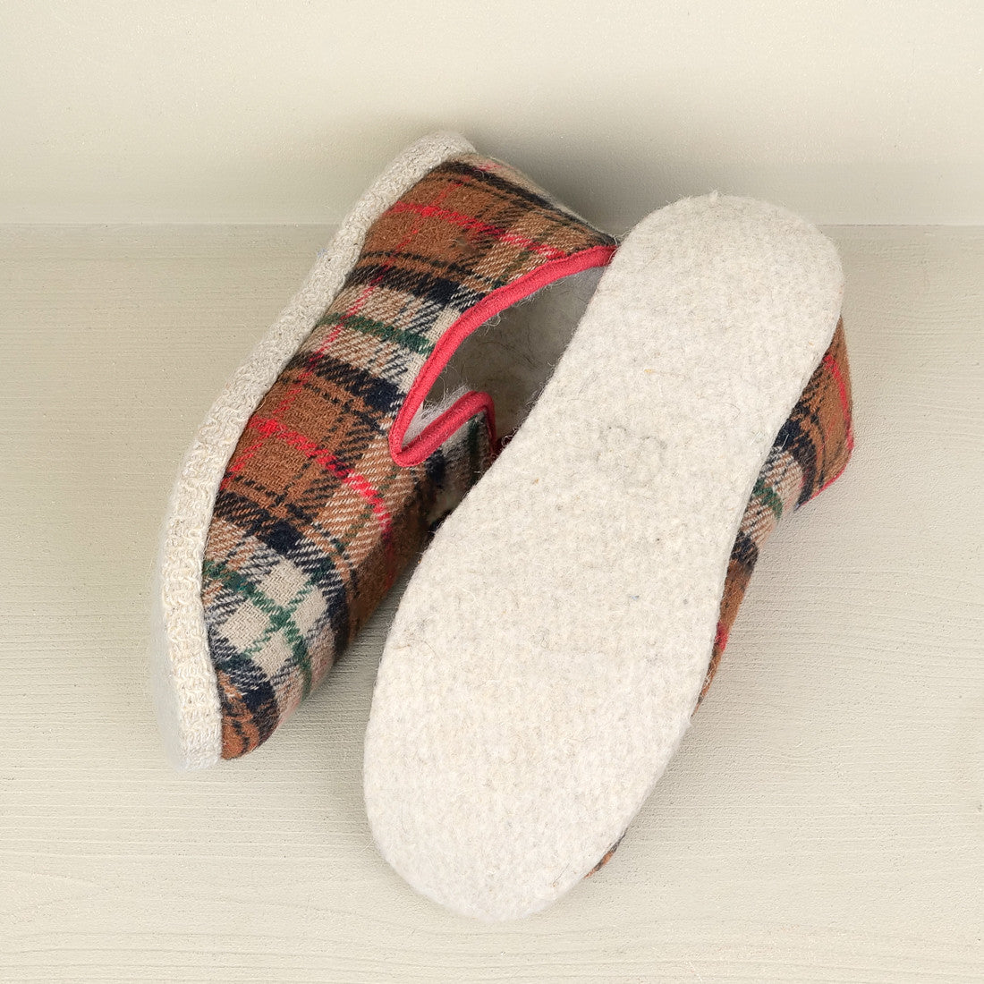 Chaussons Charentaises traditionnels écossais