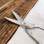 Ciseaux à ongles courbes