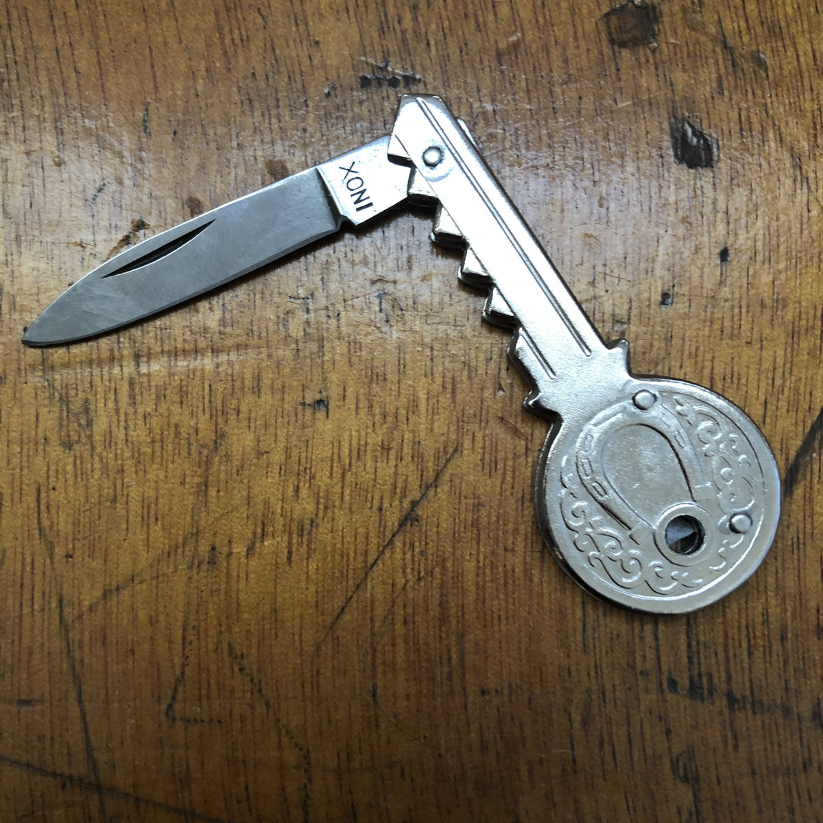 couteau clé porte bonheur