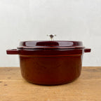 Cocotte ronde en fonte grenat