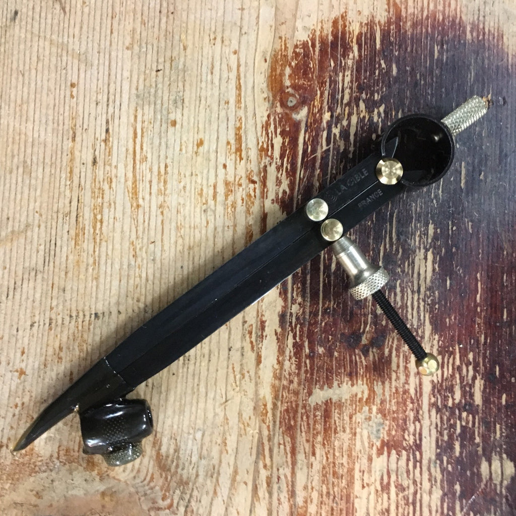 Compas porte-crayon