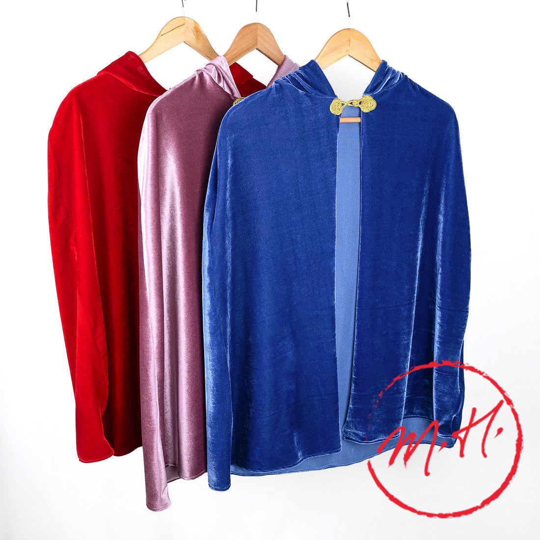 Costume cape de velours