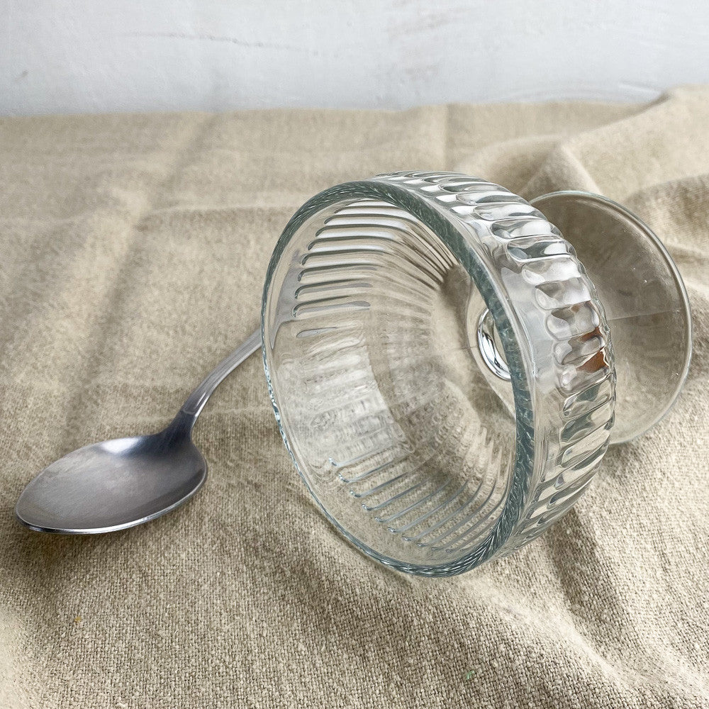 Coupe à glace en verre côtelé