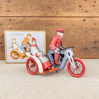 Couple sur moto et side-car