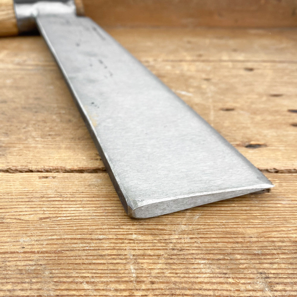 Couteau à fendre