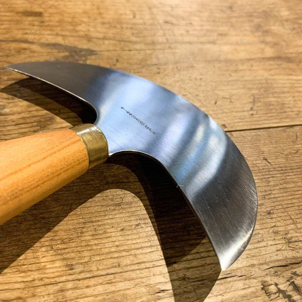 Couteau demi-lune pour cuir