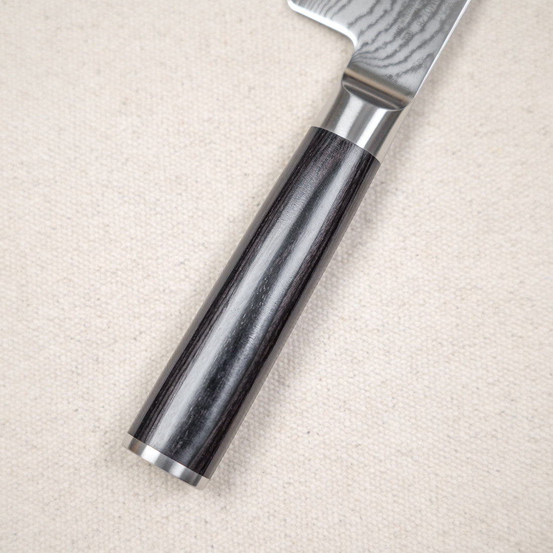 Couteau Shun Damas japonais manche pakkawood noir