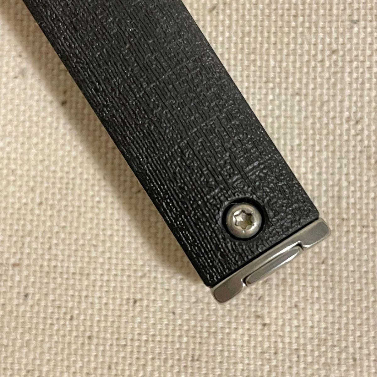 Couteau linerlock Ceo flipper