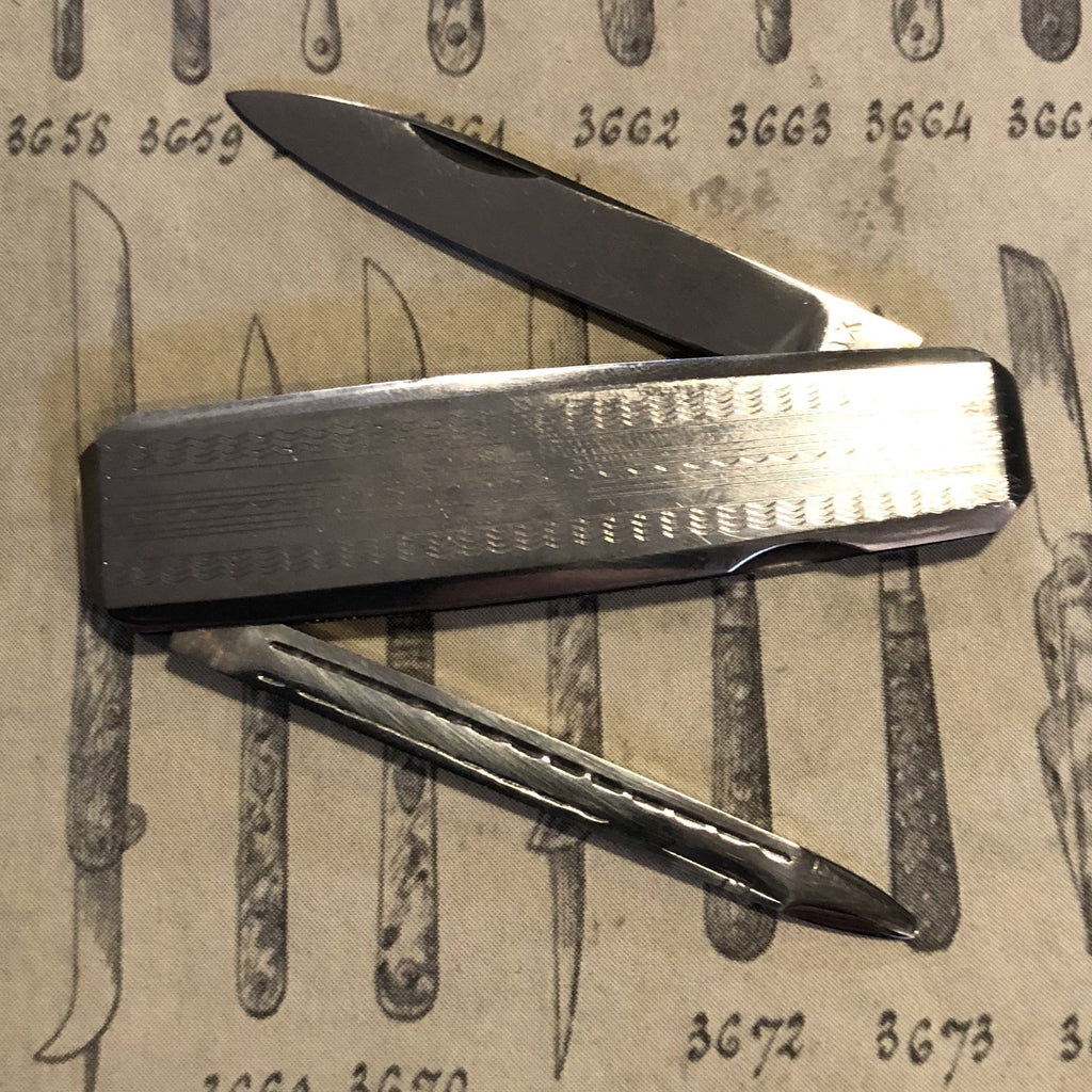 Couteau onglier en inox