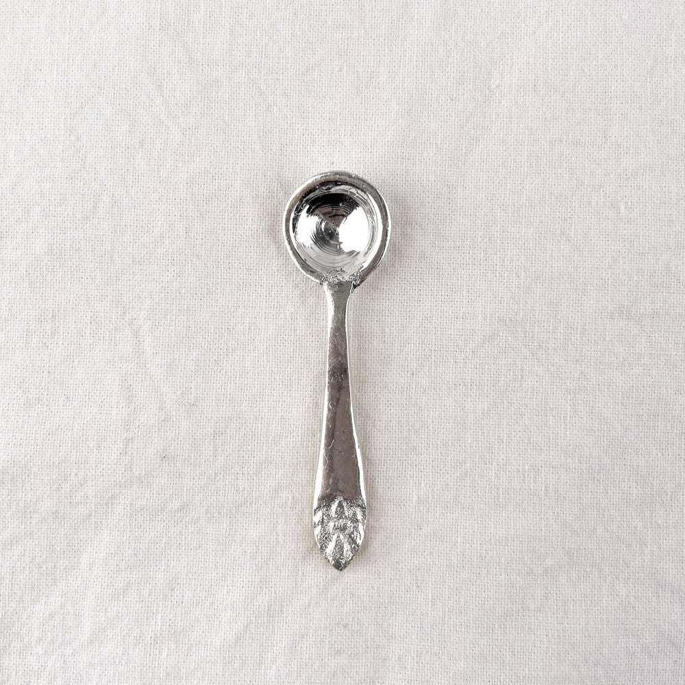 Cuillère à sel en laiton chromé