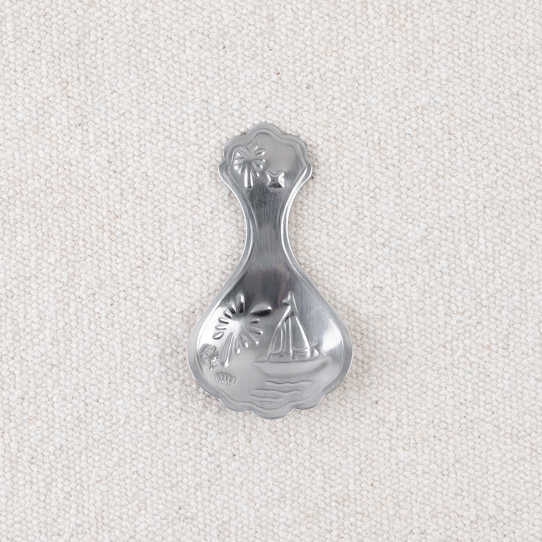 Cuillère à thé festonnée