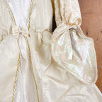 Déguisement robe de princesse dorée à cape
