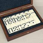 Dominos finition noyer