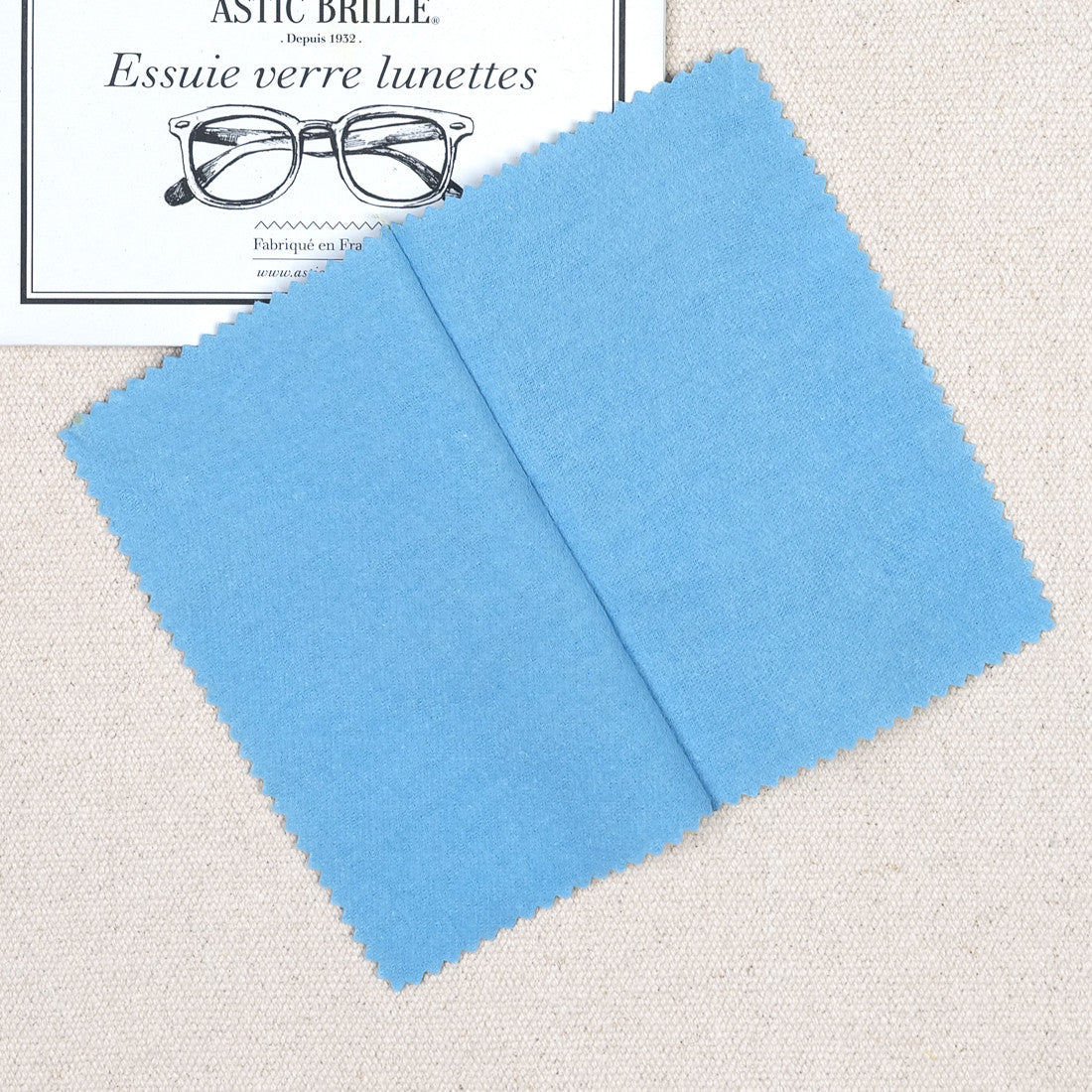Essuie verre à lunettes