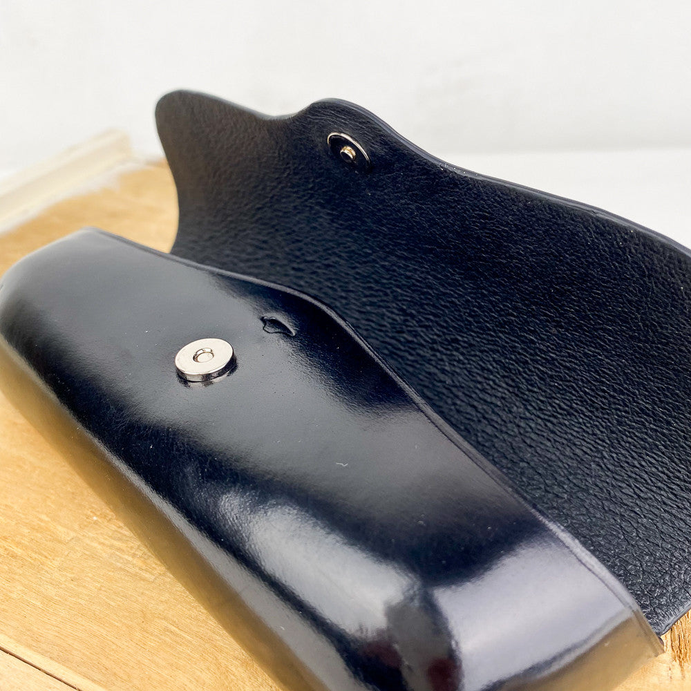 Etui à lunettes en cuir à rabat