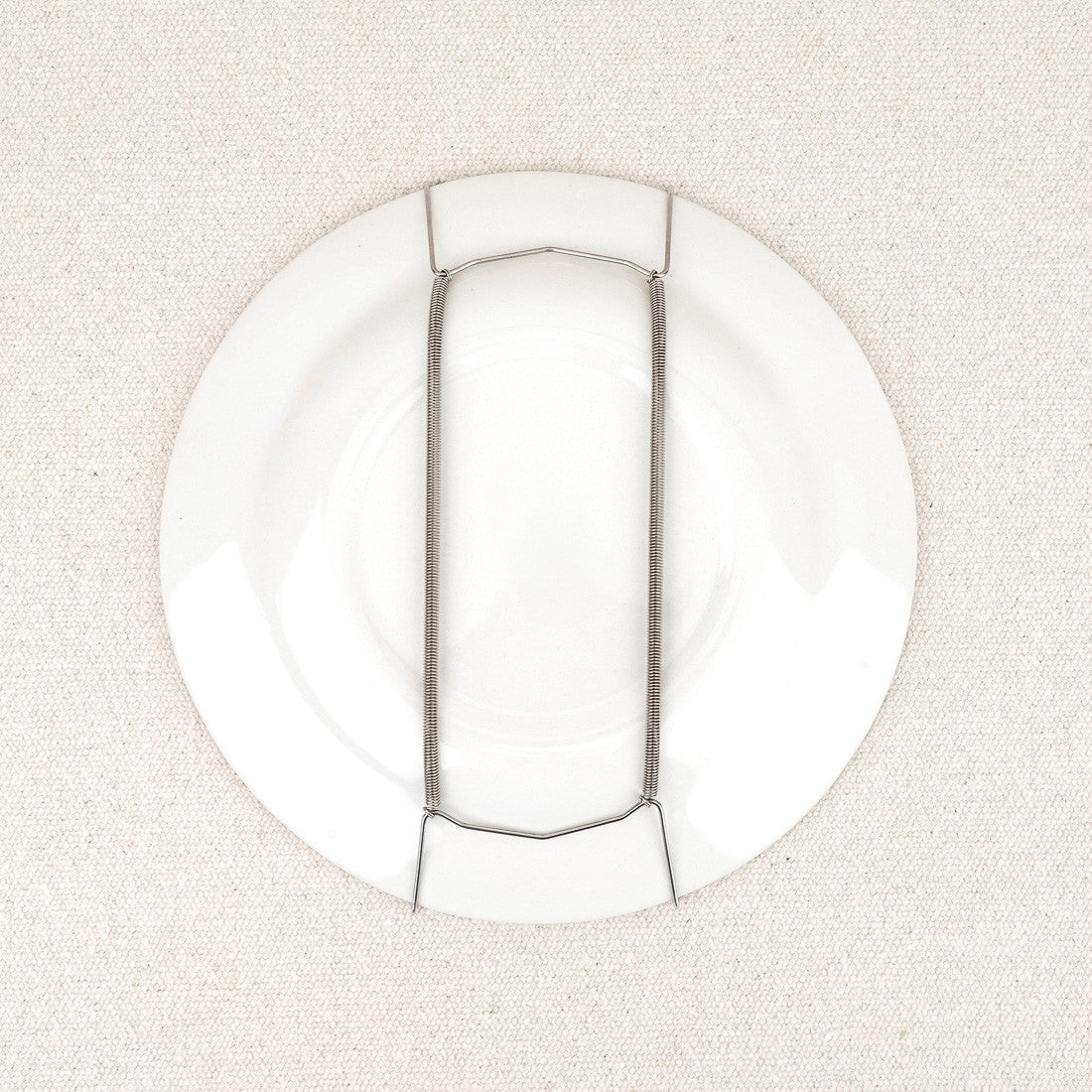 Fixe-assiette mural