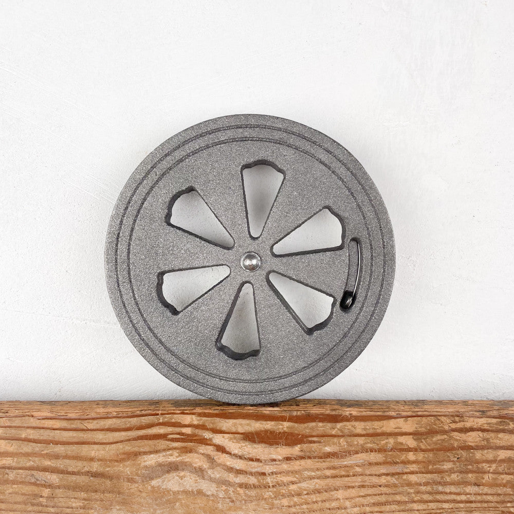 Grille d'aération ronde réglable en fonte Ø15cm