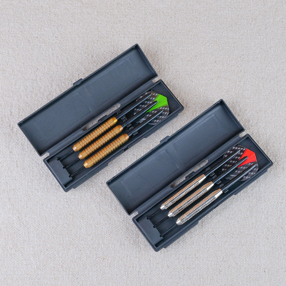 Jeu de 3 fléchettes 24 g avec étui