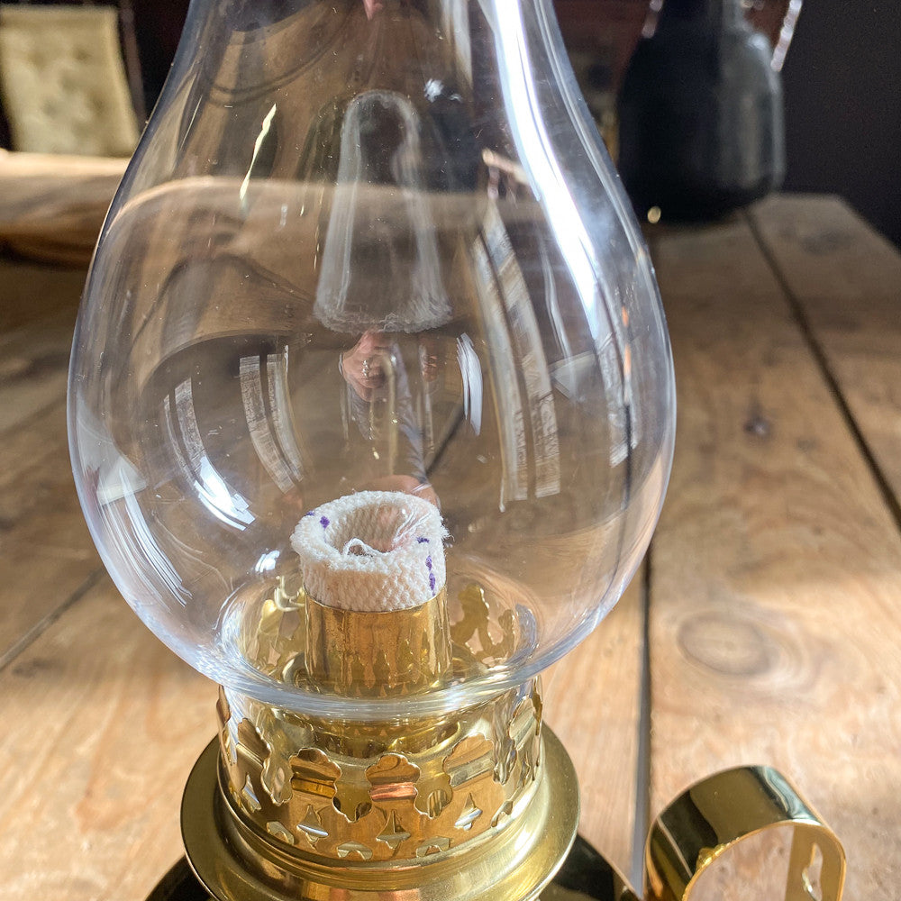 Lampe à pétrole en laiton poli