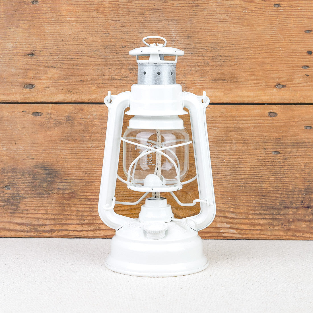 Lampe tempête blanche