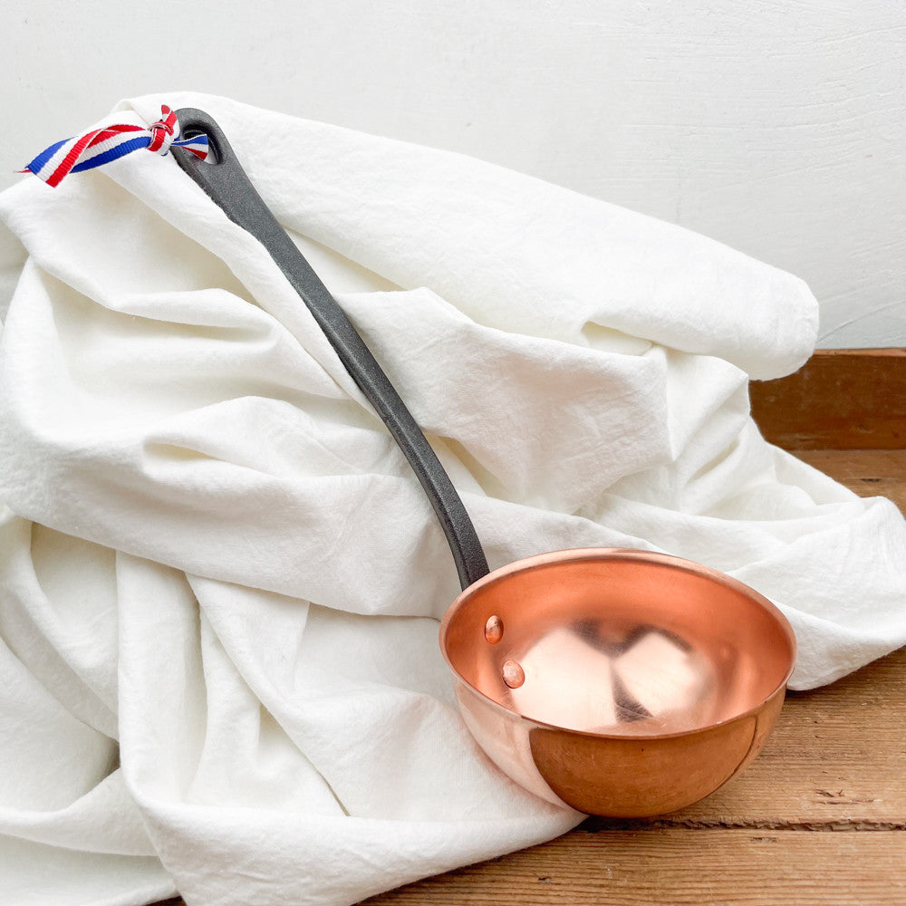 Louche cuivre et fonte