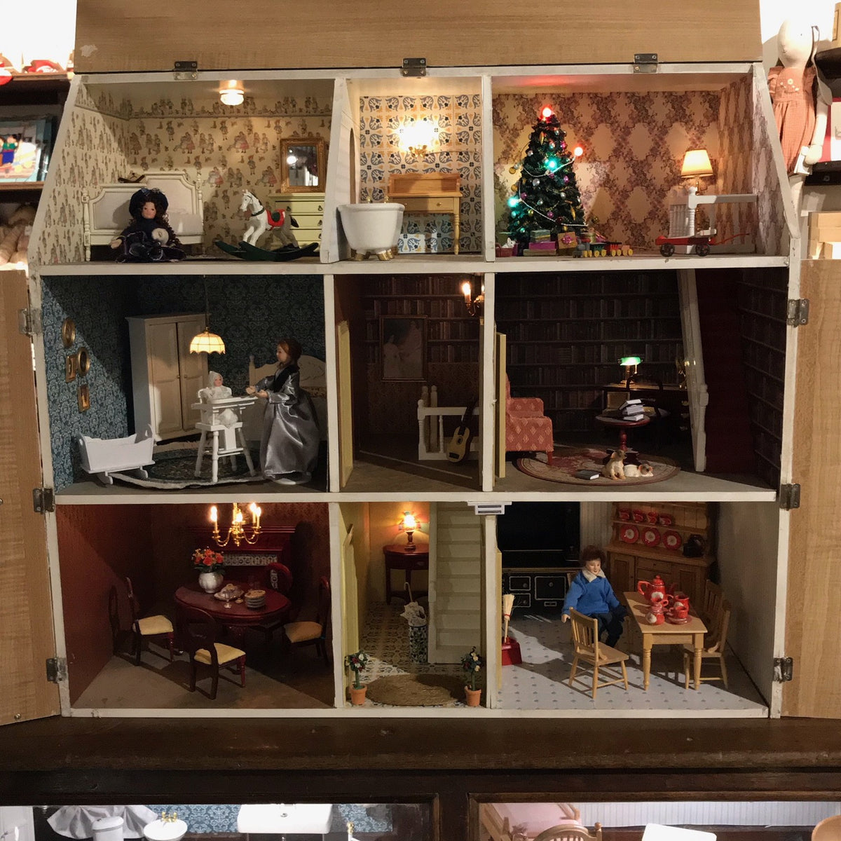 Maison de poupée Victorienne en kit