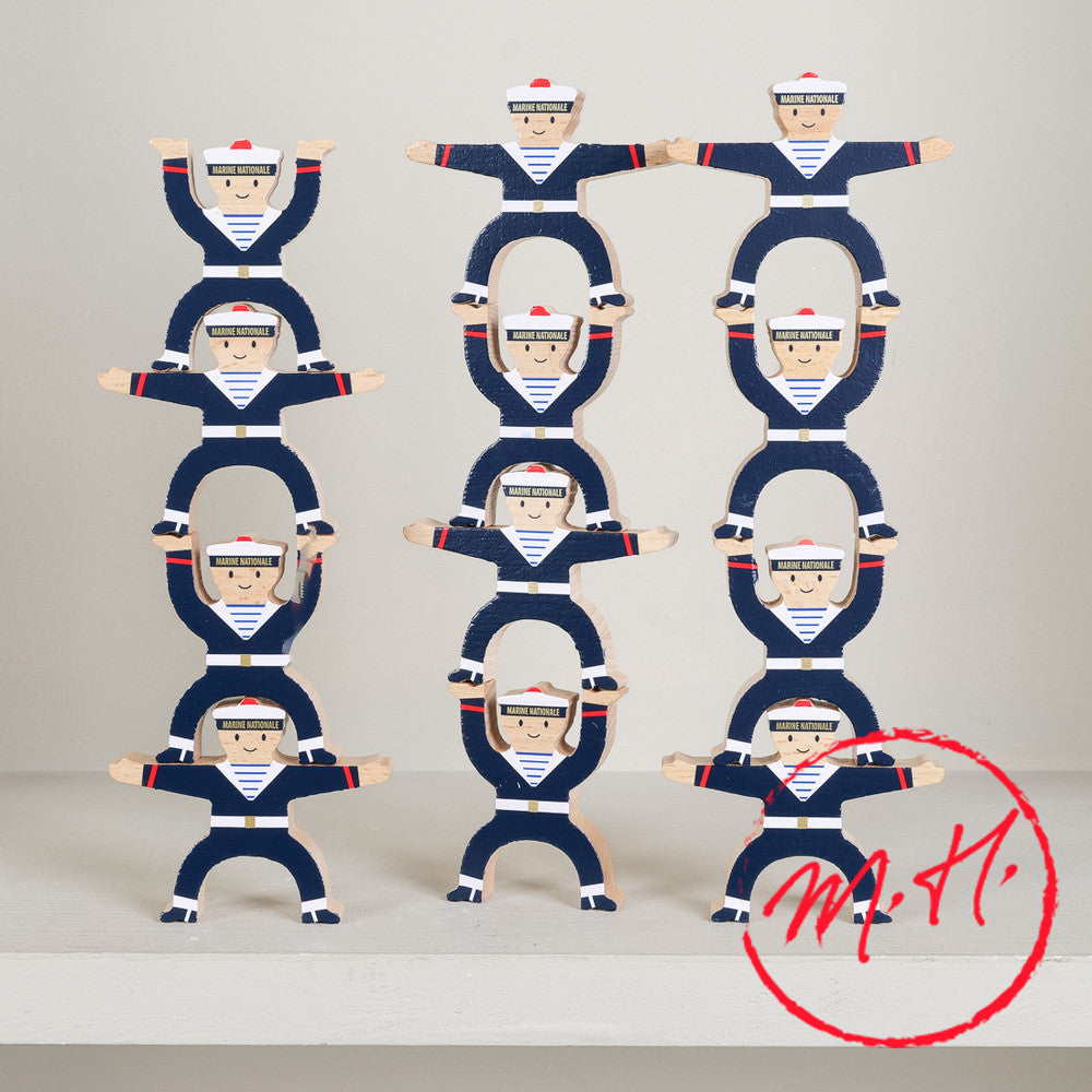 Marins acrobates en bois