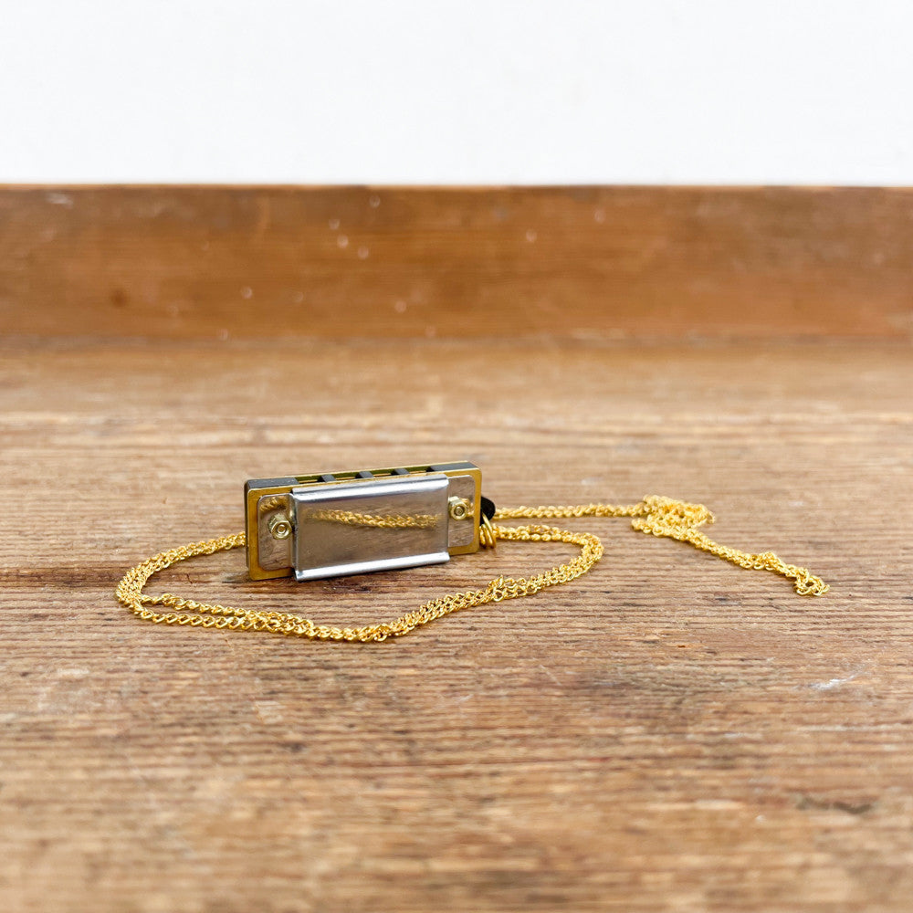 Mini harmonica avec chaine
