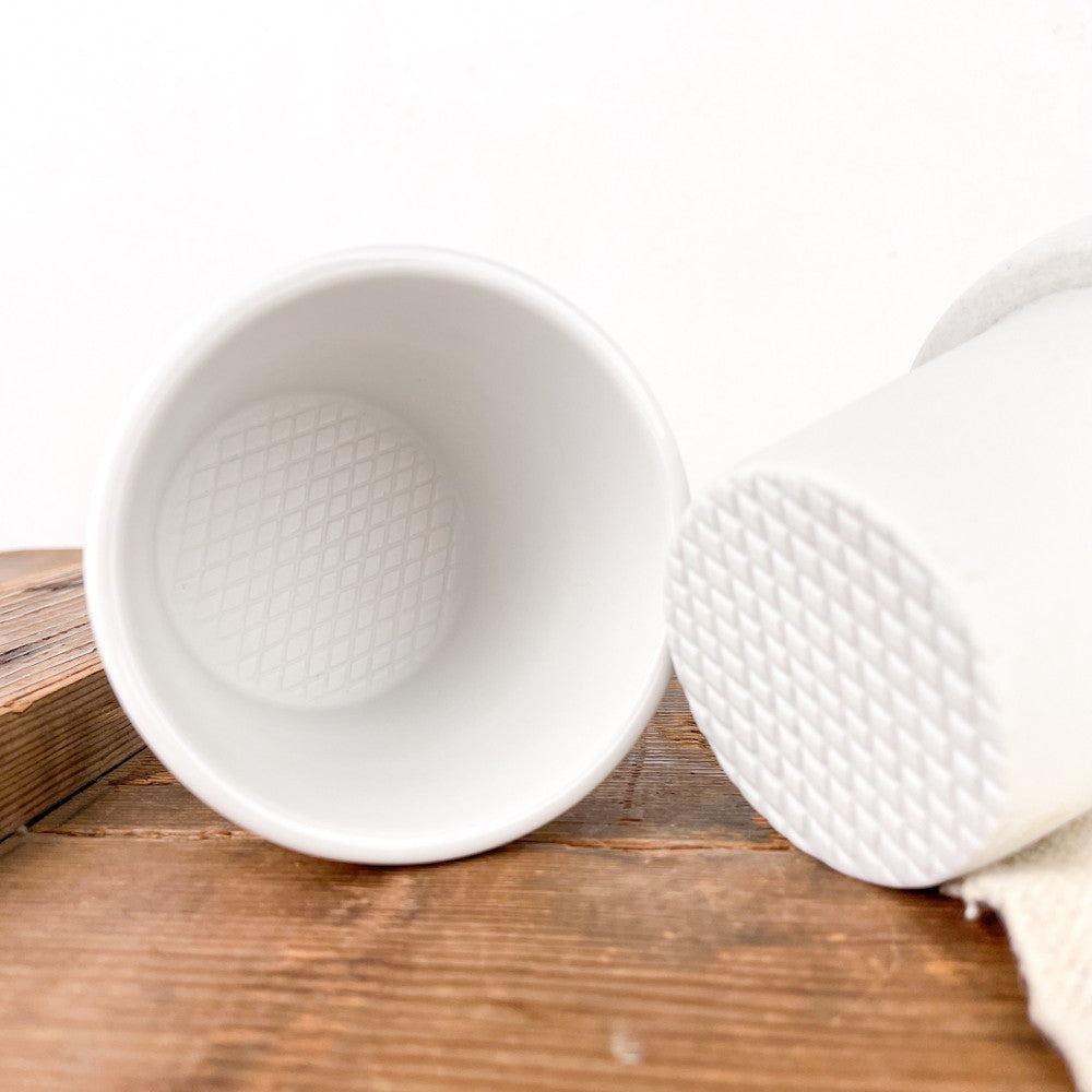 Mortier à épices en porcelaine