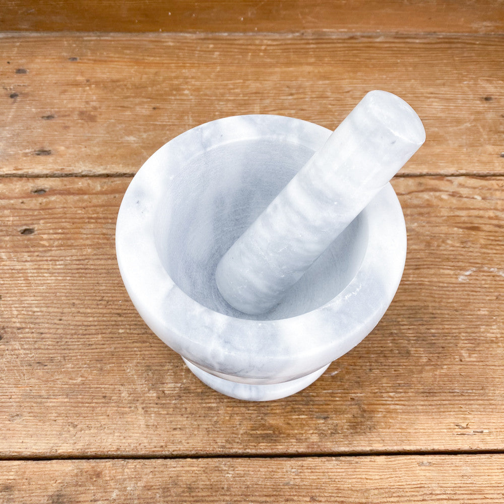 Mortier et pilon en marbre 13 cm